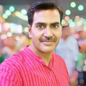 Astrologer Pramod Sharma